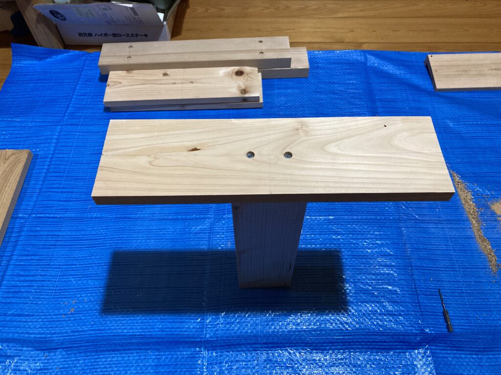 端材や２×４材のみで作れる。作業台【ウマ】の基本的な作り方
